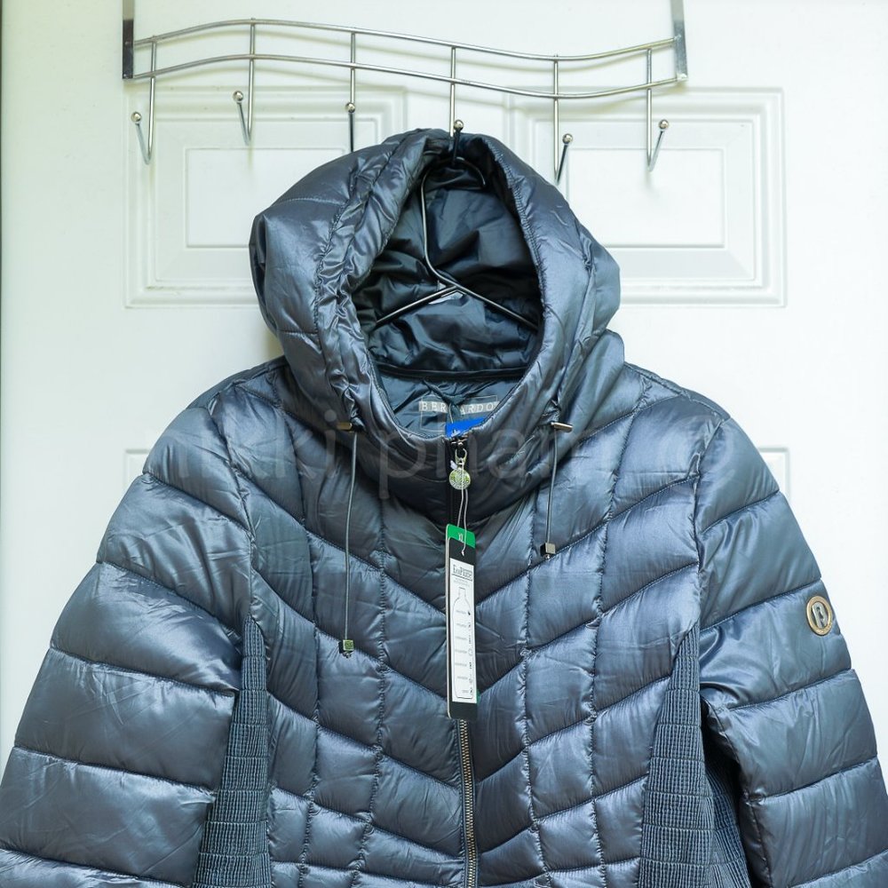 Women Bernardo Ladies Packable Quilted Jacket in blue color - Picture 2 of 8